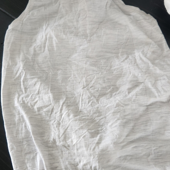 Lululemon Tie Back Tank - Picture 2 of 3